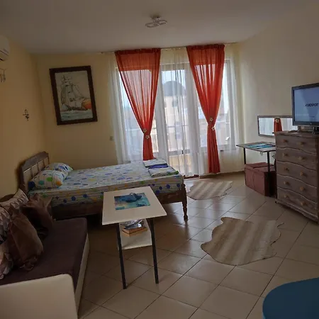 شقة - студио в кв сарафово с морски изглед *