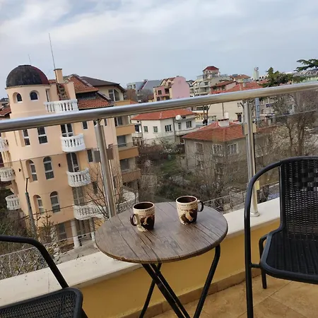 شقة - студио в кв сарафово с морски изглед *